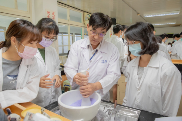 嘉藥奪醫衛類全國科大第一！企業最愛大學生榜單出爐